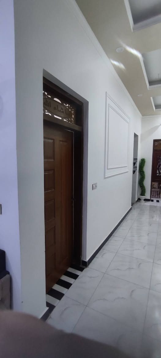 طابو صرف المساحة 200م مطلوب60 التسديدالشهري285 السعرباليد115مع المجال طابق واحدكونكريت مسلح سنة البناء2024 فول مواصفات غرفتين صالة استقبال مطبخ صحيات مناور كراج سيارة سطح الديوانية جلبيه قرب مدرسة الاكرمين مراسلة الصفحة او الاتصال لطفا ***********
