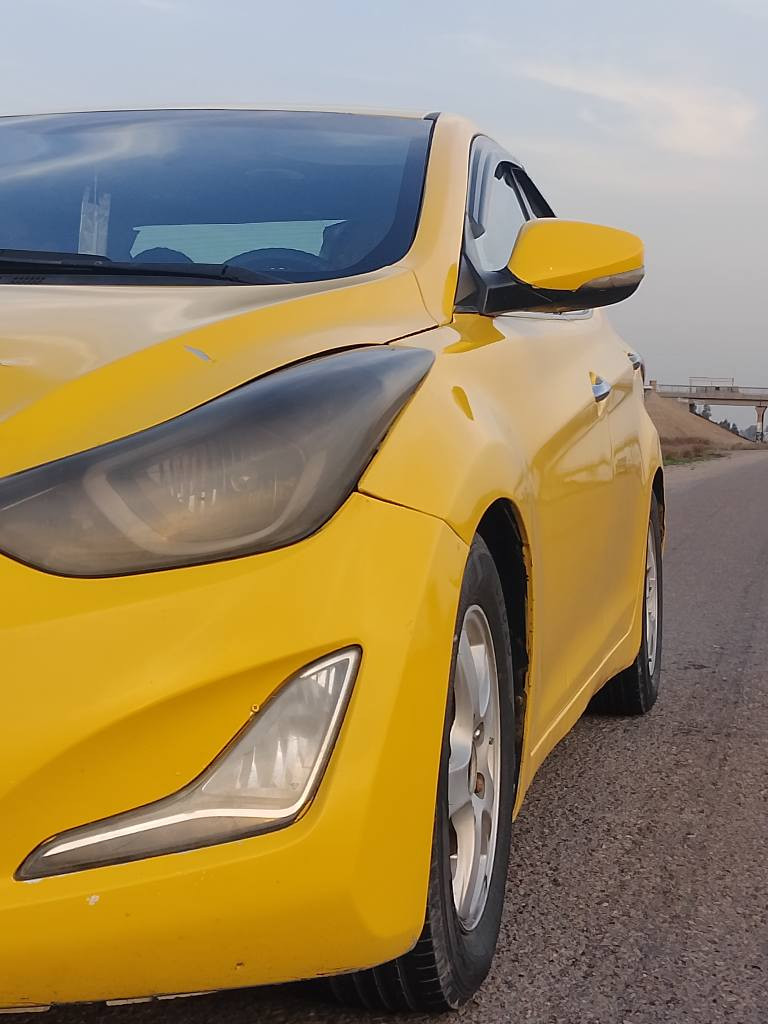 السلام عليكم من رخصت مدير الكروب عندي النترا افانتي خليجي للبيع مكفوله من الضربه محرك كير خير من الله  فول مواصفات عده الفتحه رقم بغداد الإنكليزي باسمي سنويه هيئة مصفره 
مكان السياره بغداد
السعر 87 وبيه مجال للشراي
الاستفسار 
***********
***********
