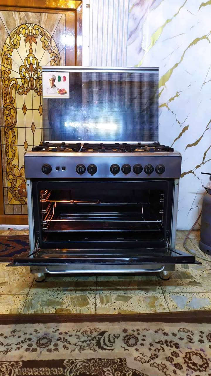 طباخ خمس عيون ايطالي اسمه جيرمني معروف وغالي بالسوك 
اني عارضه 250
كله شغال عيون وفرن وجداحات وكلوب وشوايه سل ستيل 
مكاني بغداد 
اذا شراي تعال خاص ولا تكسر بحلال الناس حرام بغداد, العراق


**إذا كنت صاحب هذا الإعلان وتريد حذفه لأي سبب، رجاءا أرسل رسالة إلى الدعم الفني**