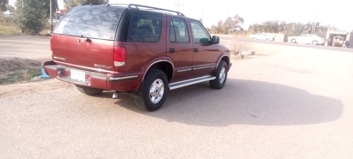 بلايزر شوفر ليت موديل 98 رقم بغداد مشروع وطني سنويه لل27تحويل مباشر كير تعليك مكينه بلديه 6اسلندر فور ويل  مكفولات حداده تخم تأير كهربائيات جاهزه من أطول الطول سياره مكفوله. كفاله عامه من كلشي  سعر 45مكاني ناصرية مركز مدينه ***********
