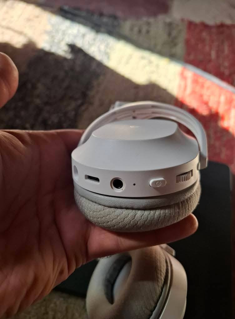 سماعة رايزر نظافتها موجوده بالصور ملحقاتها ممستخدمه فقط بلوتوث ما عرفت اشغله اوكس و وايرليس كله شغال
اعلى سعر ابيع وبالعافيه 
ملحقاتها كامله

توصيل موجود


**إذا كنت صاحب هذا الإعلان وتريد حذفه لأي سبب، رجاءا أرسل رسالة إلى الدعم الفني**