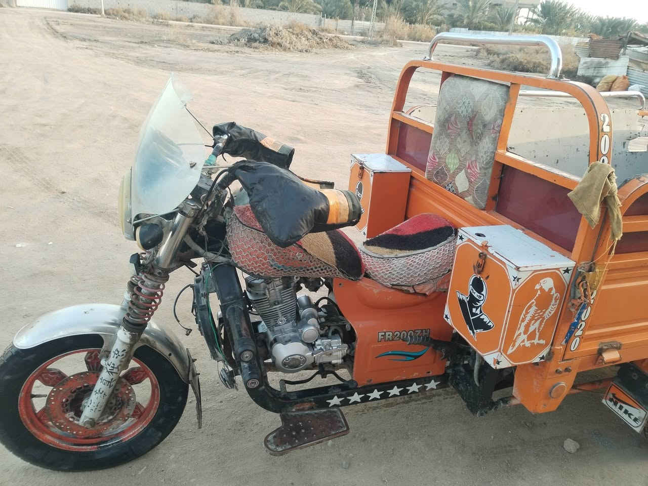 ستوته فرس للبيع مكاني قضاء المدينه الفتحيه مكينه امتيار 2025بشهر 5 صارلي سبوع من جفتتها باتري سايبه تايرات 3توني شادهن ستوته رقم  نكليزي سنويه بسمي ***********
السعر 2و300
