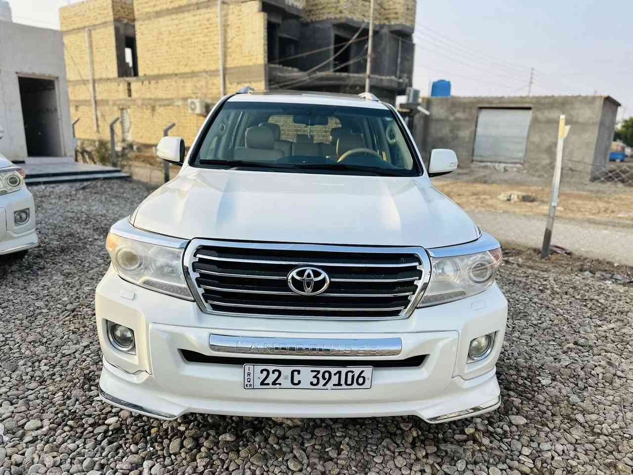 يالله سلام عليكم للبيع لاندكروز2014 فول 1/1 رقم اربيل دولي محرك 6 سلندر
بيه جاملغ خلفي مرشوش وباب مبدل اصلي فقط باقي كفاله عامه مكينه وكير ع وضع الشركه تخم تاير حداديه شراي اتصل *********** مكاني ذي قار الرفاعي السعر$320 وبيه مجال بيع مستعجل  
او مراوس حسب القناعه
