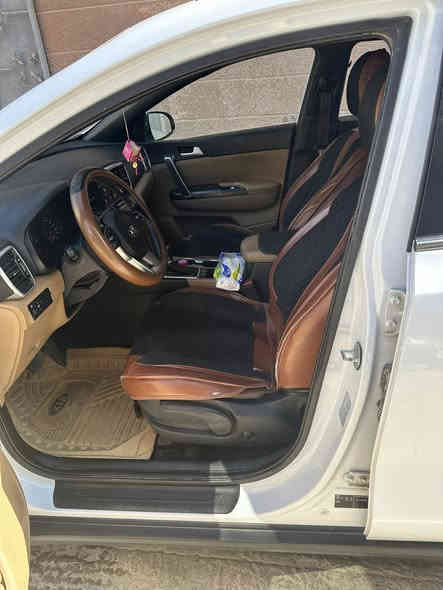 سبورتج خليجي  للبيع 
رقم بغداد 

موديل ٢٠٢٠  نص مواصفات

السيارة ماشية فقط ٥٧ كم 

السيارة مال جناي مكفولة عده رصعة بالباب الخلفي عكس السايق موضحة بالصور وشك بسيط بالدعامية ومصلح كامل 

مواصفات السيارة

حساس امامي 

حساس خلفي 

شاشة اندرويد

الداخل حمصي جلد ومخمل 

اريل نفكيتر

المري شفط 

اشاير بلمري 

٣ انضمة قيادة 

تبريد قطعتين امامي وخلفي  

فول تحكمات ستيرن

بلوتوث

كروس سرعه

يدات نيكل 

 ممفتوحات السويج الثاني الكتلوكات 

*تخم تايرات جديد

والتحويل ثاني يوم مرور الطوبجي 

السيارة سعره ٢٠٨ بيها مجال بسيط
عوناني بغداد علي الصالح 
***********
 
‭‭٠٧٧١ ٠٠٢ ٤٦٥٩‬
ميعجبك السعر اعبر المنشور رجاءً
