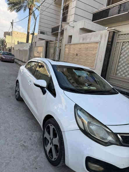 السلام عليكم/ للبيع
كيا ريو موديل 2013 خليجي
فتحه تحكم مري
محرك1600
تخم تاير جديد
السياره كير ومحرك جاهزه
اللون ابيض
كامله وجاهزه 
السعر 93 وبيها مجال للشراي
للتواصل ***********
