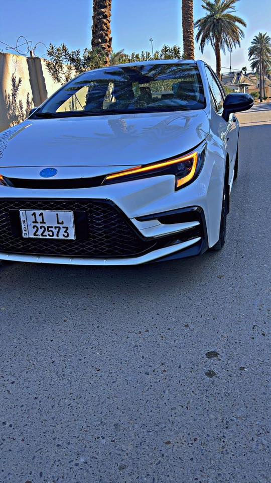 سلام عليكم شباب كورلا هايبرد ام العلامه السوده موديل 25 فول مواصفات شكل S بلاك الامريكي السياره رقم بغداد باسمي هزه جديده ماشيه 14الف 
بيها دكتً بارد بل جاملغ مال السائق على كد شبر فقط
والباقي مكفول شباب السياره بعدها أبلازگات الشركة 
مواصفات
بصمه
فتحه
رادارات امامي و خلفي
حساسات خلفيه
تحديد مسار
شاشه دجتل
تبريد قطعتين
سايد بريك بصمه
اوتو هولد
درايڤ مود(نورمال - ايكو - اسبورت)
مانع انزلاق
لايتات LED
السعر 162وبيها مجال بسيط جداً 
الاتصال على الرقم ***********
العنوان بغداد حي الجهاد
