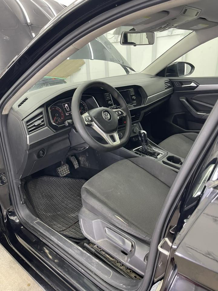 جيتا موديل 2019 ماشيه 183 كلين السياره بدون صبغ بيها بارد قليل سنويه هزه جديد مكانها السليمانيه الاتصال على الرقم ***********
