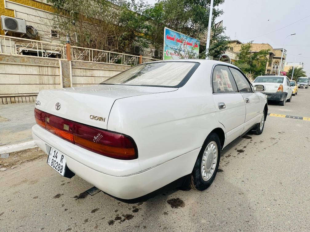 سلام عليكم سياره بطه متصل مكفوله نقل وكص مكينه وكير ثنين ونص جديده رقم انكليزي سياره توها صاعده هزه سنويه  2031 سعر /58/رقم الهاتف مكاني بصره زبير ***********
