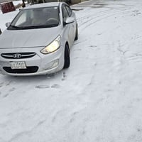 اكسنت  وارد خليجي  ٢٠١٦   محرك ١٤٠٠  تاير جديد  طخم جديد  محرك كير شرط...