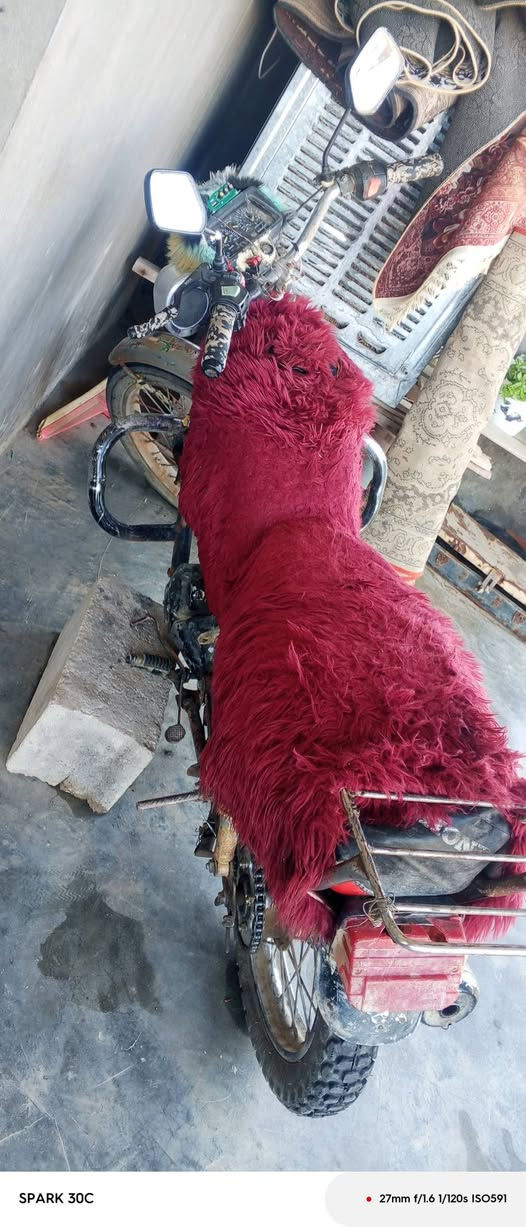 سلام عليكم موطور برته خمسه گير للبيع  السعر 250 وبي مجال ‏‪***********‬‏
