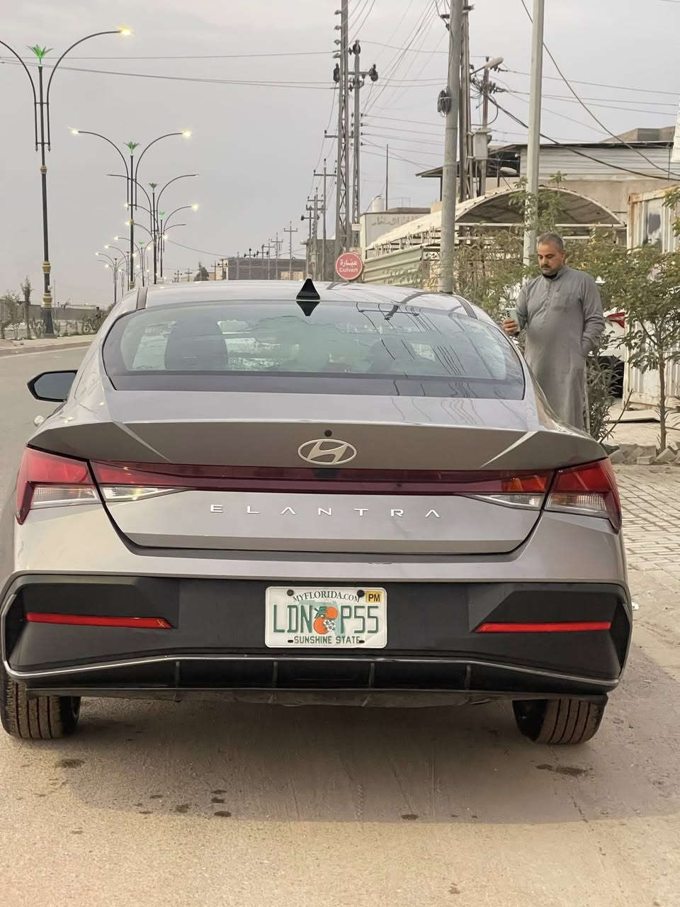 السلام عليكم انتره مديل 2024سياره جديده سياره كفاله نص فول بدون حادث المكان البصره السعر 165 سياره كتاب شهداء.     رقم الهاتف ***********
