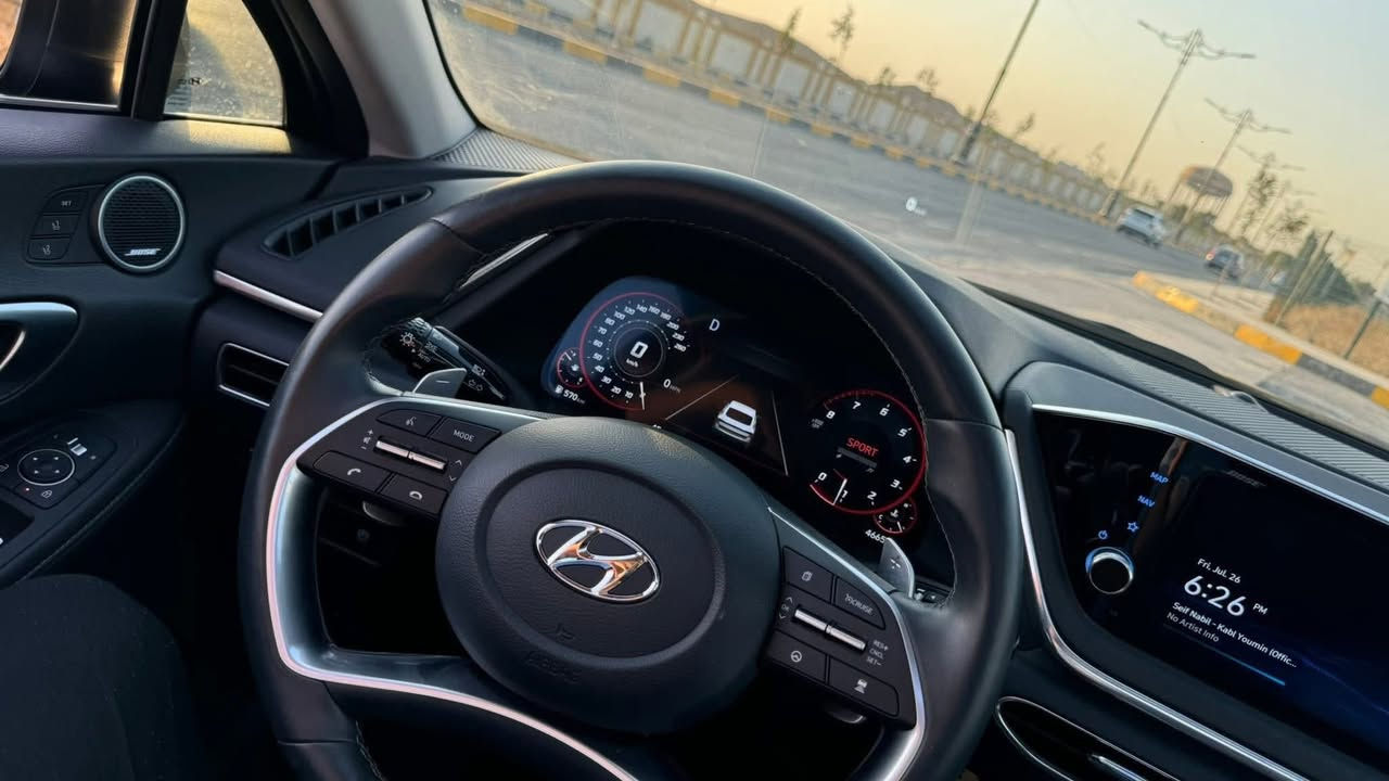 SONATA LMTED SPORT; سوناتا
موديل:2023 5 كامرات LMTED ام الريموند 
‏‎اللوان : أسود 
‏
عداد المسافة :  9 الف مايل اخت الزيرو مخزنة السيارة استخدام ثانوي
رقم السياره : اربيل 

حجم المحرك : LMTED1600 توربو 

⚠️ملاحظة السيارة: حادث بسيط جدا باب خلف ودائر جاملغ خلفي بدون ايرباك ⚠️

⚠️المواصفات :LMTED⚠️
⚙️دواخل جلد- اسود  
⚙️شاشة كبيره
قطعتين تبريد 
كشنات جلد+كهرباء +تبريد تدفئة
⚙️5كاميرات بل مريء كامرتين+رادرات
⚙️رادار جانبي وخلفي وامامي
نضام سماعات BOOS 16سماعة 
⚙️نظام : Sport Mode
⚙️فول تحكم ستيرن
⚙️مثبت سرعة
⚙️لايتات عالي ناصي زنون اصلي بلادي ابيض 
⚙️اشاير مري؛ +كامرات
‏‎وبعد بيها مواصفات اهواية
Call me-WhatsApp-Messenger ‏
☎️ ***********
‏‎‏‎عنوان السيارة 📍 الموصل
السعر ٢٠٥ وبيها مجال
