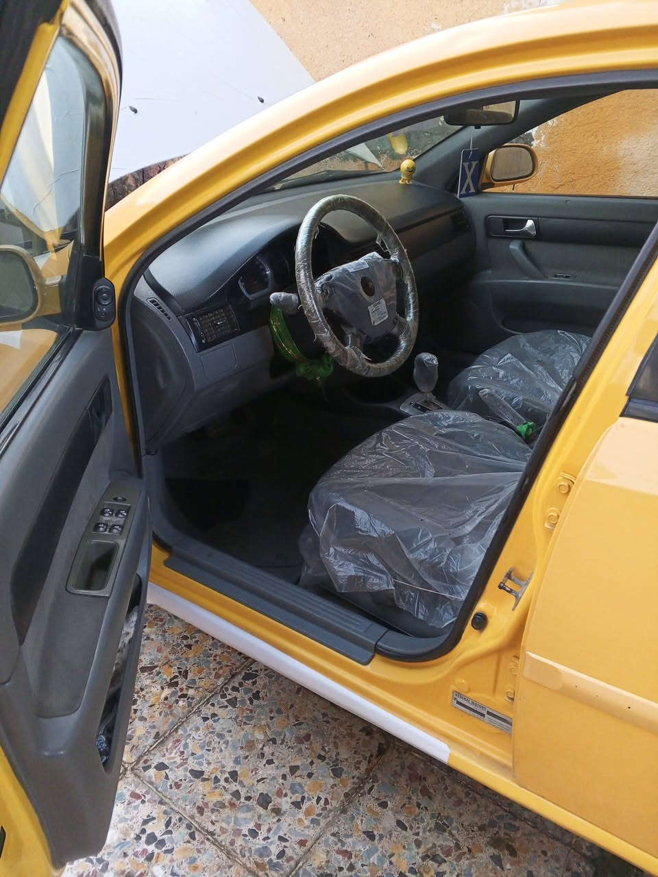 اوبترا موديل 11 الشركه العامة بيها جاملغ ومصلح نفسه فقط سيارة جديدة مكانها بغداد  /‏‪***********‬‏
