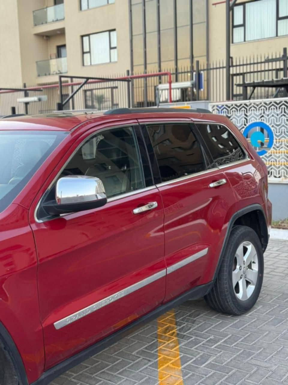 السلام عليكم جيب هيمي موديل 11 سياره جاهزة من كلشي سونار ويه الصور 125مكاني البياع ***********
