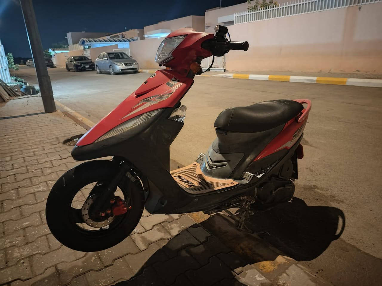 السلام عليكم ماكس عدله حاويه
للبيع السعر💰خاص 
مكاني الناصريه مركز🏘️
***********
