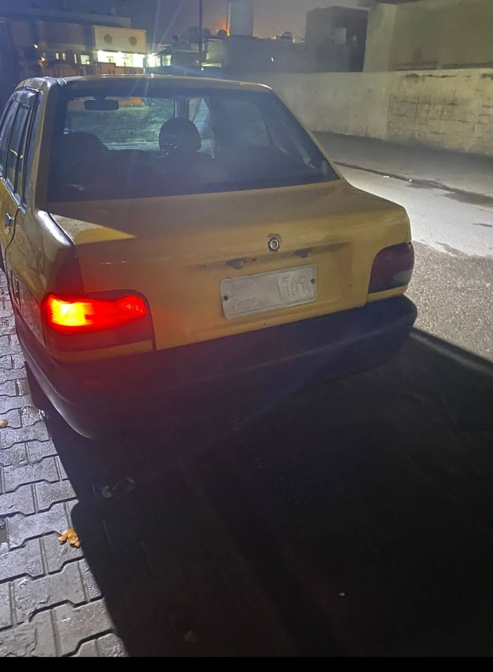 سلام عليكم سايبه للبيع مديل 2012 سياره حلوه جاهزه مال شغل مكينه بيه خيط بخار كير زين حداديه نضيفه تخم تاير جديد داخل نضيف شواصي كفاله سياره بدون راعي اتعهد سرقه وعشائر وطلب سعر 9وبيه مجال مكان نجف
***********
