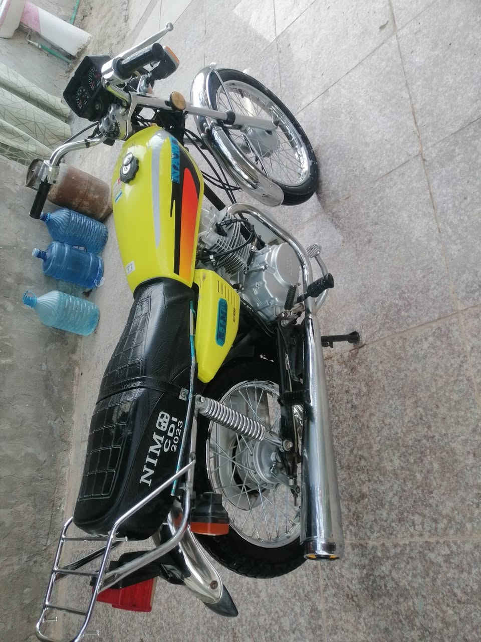 السلام عليكم ...🤍... نامه  متياز مديل2023 شبه شلامجه  اوراق  جاهزه دراجه مكفوله  رقم {***********} السعر 550 وبيه مجال …🤍...✨
