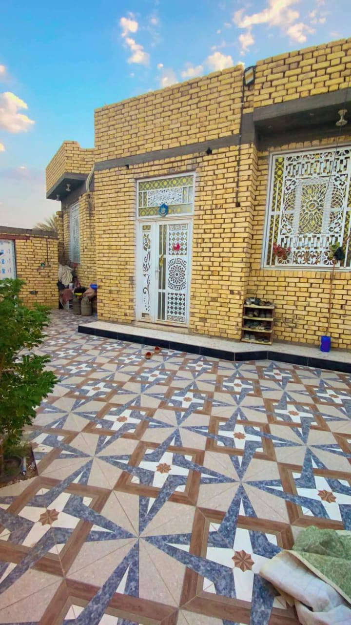 سلام عليكم بيت للبيع مع بستان
مساحه البيت والبستان 100متر

السلام عليكم عندي ١٠٠٠م من ضمن المساحة بيت بالمقدمه ٢٦٠م بناء درجة أولى كله طابوق والسقف كونكريت مسلح والباقي كله نخل شويثي وكنطار حوالي ٦٠ نخله ونبك مطعم حوالي ٢٠ وتين وعنب وماطور غطاس على الشط ويبعد البيت عن الشط حوالي ١٨٠م  

تفاصيل

عل خاص او اتصل هاذ رقمي والشراي بي خير ويدلل هاذ

***********
