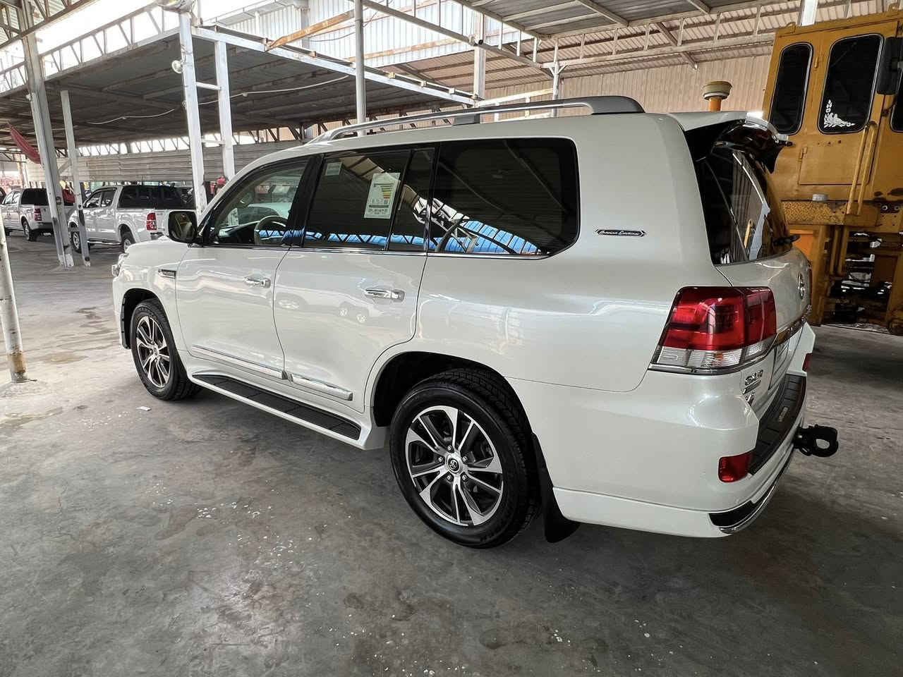 السلام عليكم
لاندكروز
موديل20
شركت ساز 
فول مواصفات
6سرندر
كفاله عامه
رقم اربيل 
واسط الزبيديه
***********
