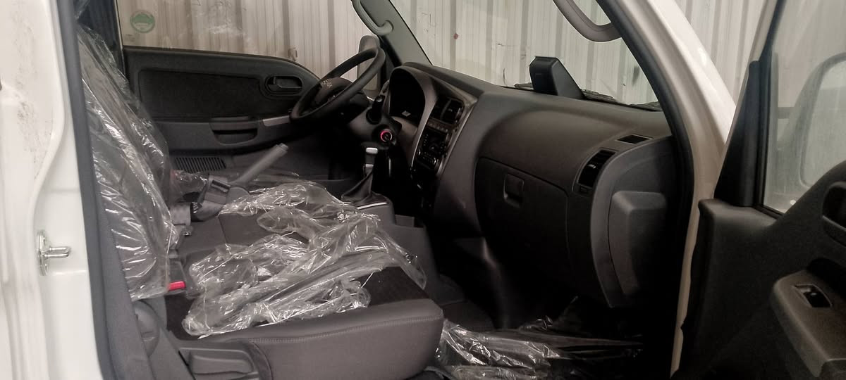 سلام عليكم سيارات للبيع دبل قماره 2700موديل 26زيرو واكو دبل قماره واكو قماره وربع مسكرات زيرو للبيع المكان بغداد معارض الحبيبيه استفسار على هاذا الرقم ***********
