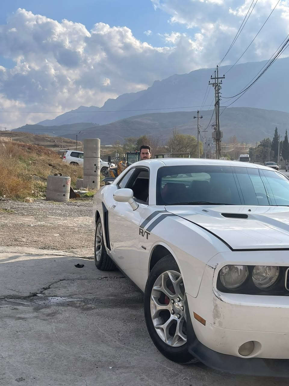 السلام عليكم حالنجر مراوس او بيع حسب القناعه 2009 مكينه كير السياره كفاله عامه عده رصعات بصيطه كشن كهرباء جلد داخل احمر 
ماشيه100
سعر 110 وبيه مجال


**إذا كنت صاحب هذا الإعلان وتريد حذفه لأي سبب، رجاءا أرسل رسالة إلى الدعم الفني**