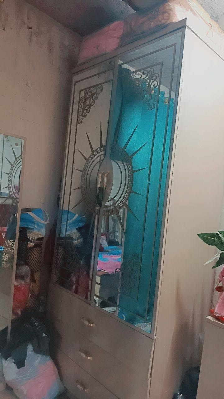 غرفه تركي 10 قطع جديده السعر مليونين وبيها مجال


**إذا كنت صاحب هذا الإعلان وتريد حذفه لأي سبب، رجاءا أرسل رسالة إلى الدعم الفني**