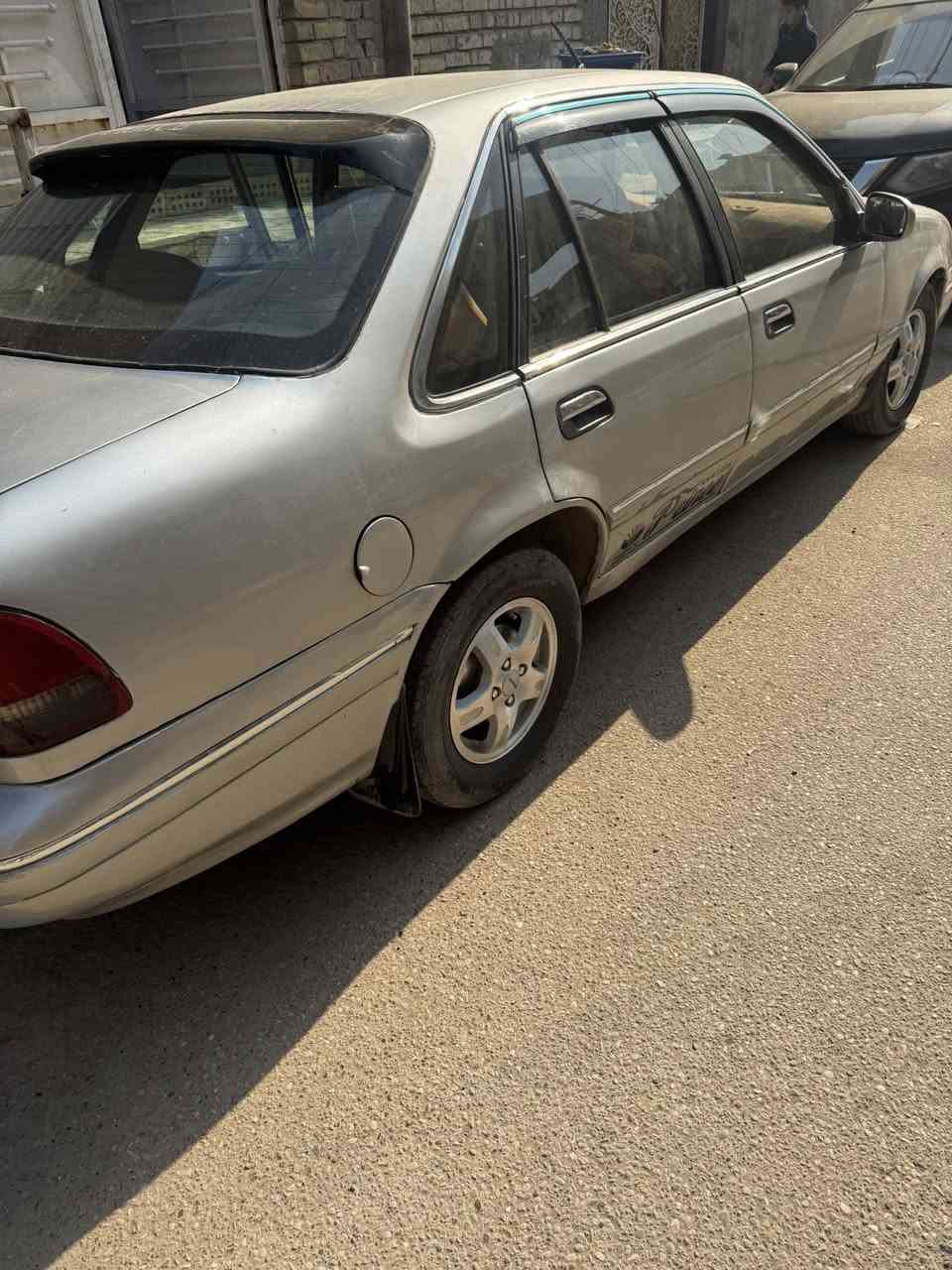 برنس فراشه اللون مميز موديل 1996  باسمي تحويل ثاني يوم نظيفه شوف العين سنويه ورقم إنكليزي مكينه وكير خير من الله وين مايعجبك شوفها عنوان بغداد الكرخ (***********)سعر 52$ بيها مجال حق الجيه
