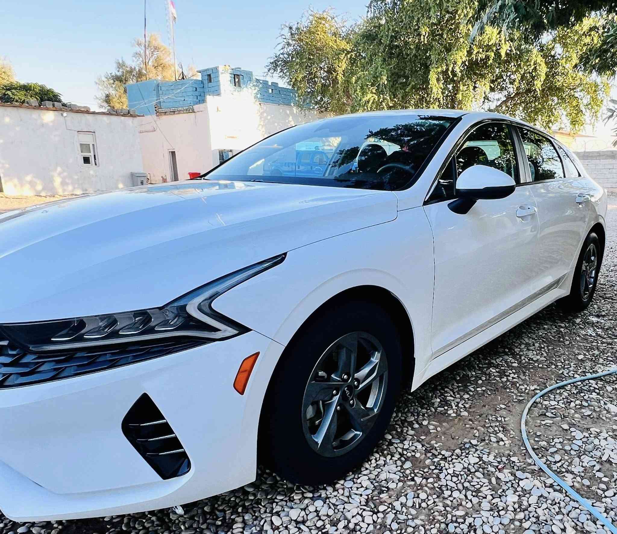 كي فايف موديل 22 وارد امريكي
 ( استخدام شخصي ) 
( تقرير مياه امطار تعمل وتسير ) 
مكفولة كفالة عامة 
السيارة حره رقم ذي قار بأسمي 
محرك 1600 تيربو 
ماشية 51 الف ميل 
مواصفاتها معروفة 
السعر 185  وبيها مجال 
مكانها ذي قار - سوق الشيوخ 
للتواصل الخاص مفتوح


**إذا كنت صاحب هذا الإعلان وتريد حذفه لأي سبب، رجاءا أرسل رسالة إلى الدعم الفني**