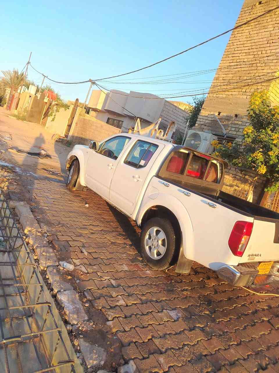 نيفارا موديل ٢٠١٣ رقم اربيل كير عادي ست نمر السعر ٧٥ بيع مستعجل مكان كربلاء تفاصيل  رقم ***********
