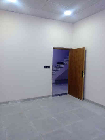 السلام عليكم ورحمه الله وبركاته تحيه طيبه يعلن مكتب عقارات النور الذهبي عن توفر لدينا بيت للبيع مساحه ١٠٠م ابي الخصيب ابو كوصره وقف سني يحتوي على غرفتين نوم وصاله ومطبخ وديوان صحيات لبيت صب كونكريت قرب سنتر طاهه وقف الرض مسجله بناء جديد سعر ٥٥ مليون وبيهه مجال زياره المكتب ابو الجوزي مجاور معمل الجابري للسخانات نستقبل كافات العروض العقاريه البيت تسليم مفتاح *********** ***********
