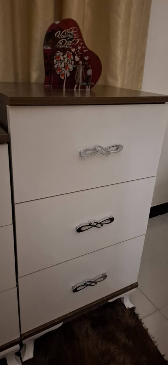 غرفه تركيه للبيع 6 قطع مابيها ضرر السعر 475 بيها مجال العنوان بغداد الراشديه


**إذا كنت صاحب هذا الإعلان وتريد حذفه لأي سبب، رجاءا أرسل رسالة إلى الدعم الفني**