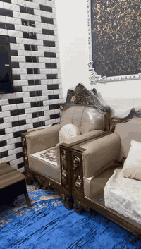 تخم جديد ممستخدم صارله سبوع من جبناه ١٠ مقاعدوياه طبلاات وساعه الفاترينا ***********
