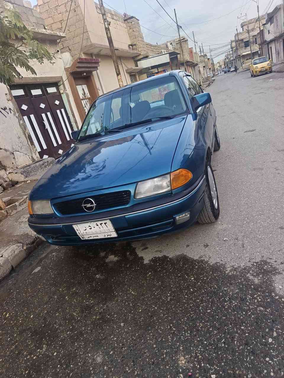 السلام عليكم استر موديل 92
محرك وكير شرط سنويه جديد 
كروبان بيها 
***********
