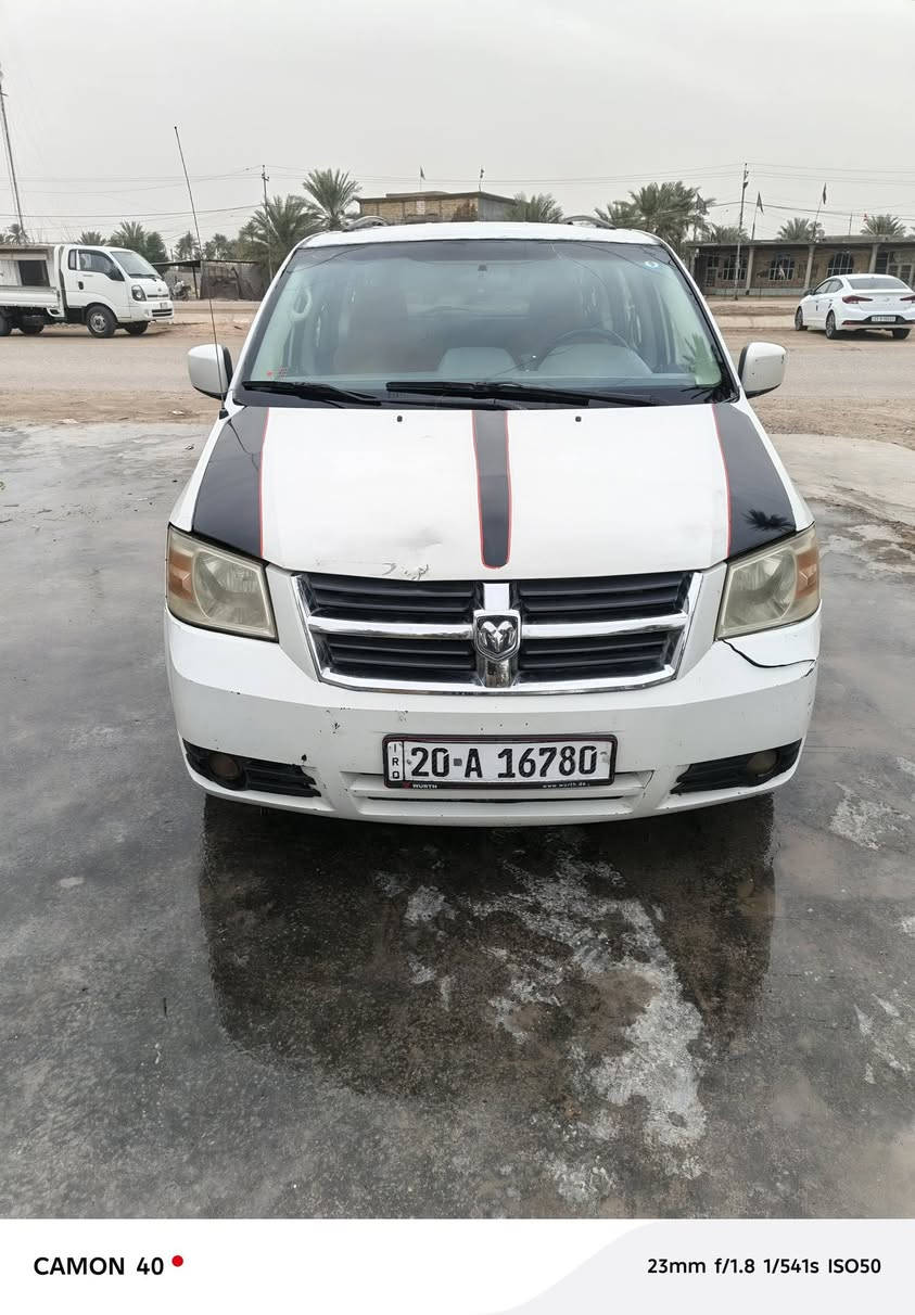 سلام عليكم من رخصت الادمن للبيع او مراوس حسب القناعه دوج كرفان SE 2008 رقم ديالئ انكليزي بسمي تريد تحويل تريد وكاله مكينه وكير خير من الله  حداديه 80/100 تخم تاير باتري جديد منضومه بانزين جديده مصبوغ حزام حادثه باب السلايت  3 قطع تبريد كشنات منفصل.  سياره خير من الله......  ملاحضه سياره تريد ترتيبات.. السعر 90&وبيه مجال للطبين مكاني كربلاء طوريج *********** /***********
