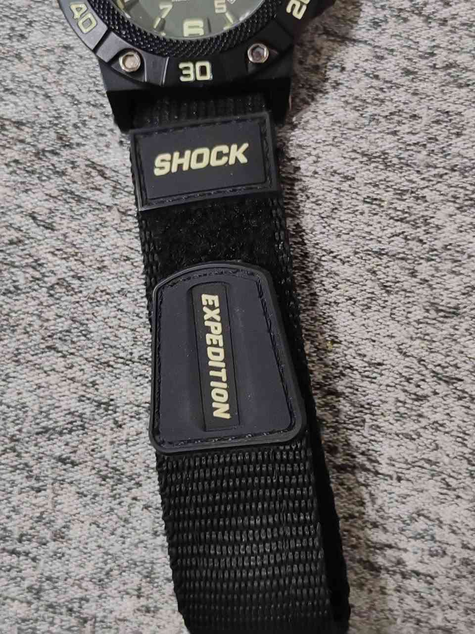 عندي هاي الساعتين تفاصيلهن و النظافة واضحة بالصور سعر الوحدة ٣٠ الف مكاني بغداد و موجود توصيل


**إذا كنت صاحب هذا الإعلان وتريد حذفه لأي سبب، رجاءا أرسل رسالة إلى الدعم الفني**