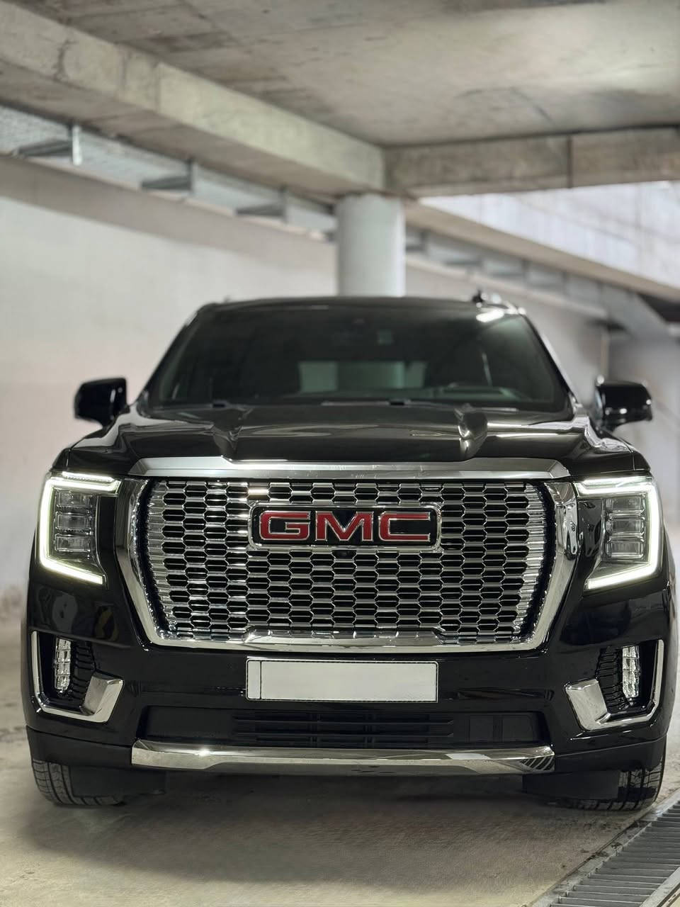 السلام عليكم ‎
للبيع  يوكن جمسي دينالي  

السعر بلاش 425 ورقة وبيها مجال بسيط 

 السيارة موديل 2021

الموصفات

داخل اسود منفصل vip
دخول ذكي
دوس كهرباء
5 كامرات
داتو شو
حساسات امامي خلفي
ردارات امامي وخلفي مع نضام مانع التصادم التلقائي
شاحنه لاسلكي
بانوراما 
لايت led زنون
صندوك كهرباء 
فوريل
اضمة قيادة متعددة
دبل اكسل 
وباقي موصفات الدنلي معروفة فول مواصفات

السيارة بيها  قطعتين صبغ باب السايق وخلف السايق  بدون دواخل  وجاملغ مبدل اصلي 

صور الحادث بلمنشور 

سيارة ماشية 80 الف

كير محرك مكفولات 

رقم اربيل الجديد هزة وفحص كلة جديد  هزة وفحص وارقام جديدة شرط التحويل
السيارة بيها تضليل بلسنوية

مكان السيارة بغداد حي الجهاد

للاستفسار ‭0783 819 9707
