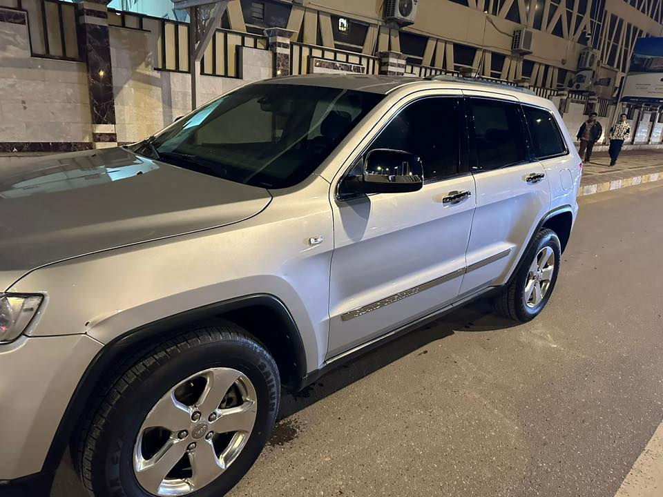 السلام عليكم للبيع فقط بدون مراوس ادوات دخول جديد مكفوله كص وكلبه وعشائر وإنتربول جاهزه للخير 

مكينه 6سنلدر 3600 

السعر 90 وبيهه مجال بسيط 

***********
