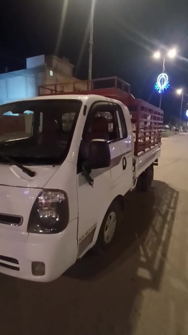 مكان كربلاء المقدسة شوف الفيديو وخابرني رجان لحد يخابر ويسئل شبيه مصورلك فيدي وذاكرلك  بي تفاصيل سعر 88وبيه مجال 
***********
***********
