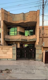 دار للبيع تجاري المساحه ١٣٤ متر الابعاد ٦،٤٠ في ٢١متر الموقع البنوك شا...