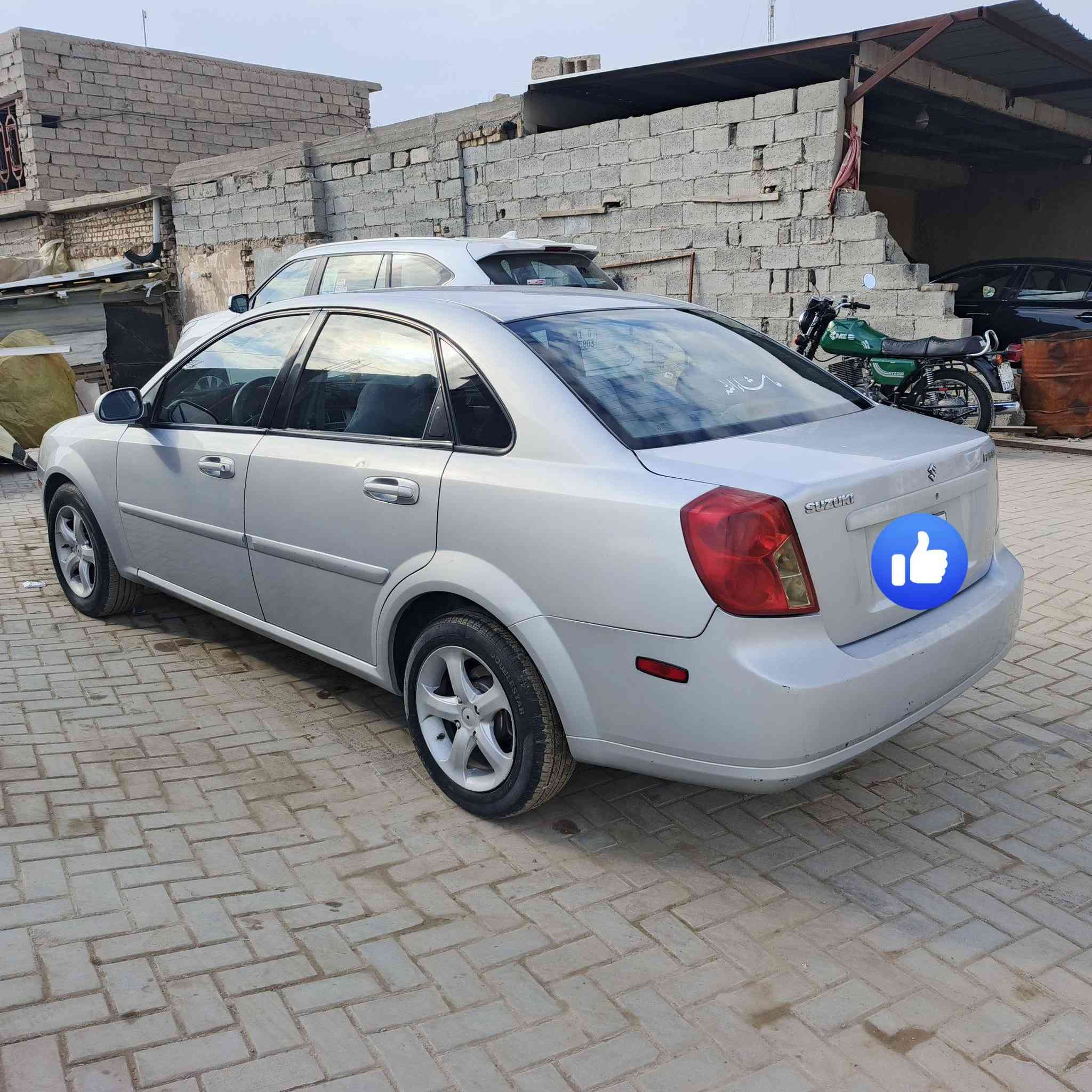 سلام عليكم سياره سوزوكي فو رنزه رصاصي فضي 2007 سياره ماشيه 73الف حقيقي سياره جديده اخد زيرو سياره كفاله عامه من نقطه صبغ بلاديه ولا جراد سياره بيه ضربات تصلح عل بارد  مثل مموضح بل صوره مكينه لا تبخير ولا دخن مكينته ثلج من داخل ورقمه بغداد تحويل ثاني يوم سنويه تصقط 2028 سعر 65$ مكاني صلاح الدين قضاء بلد سيد محمد (ع) رقم ***********
