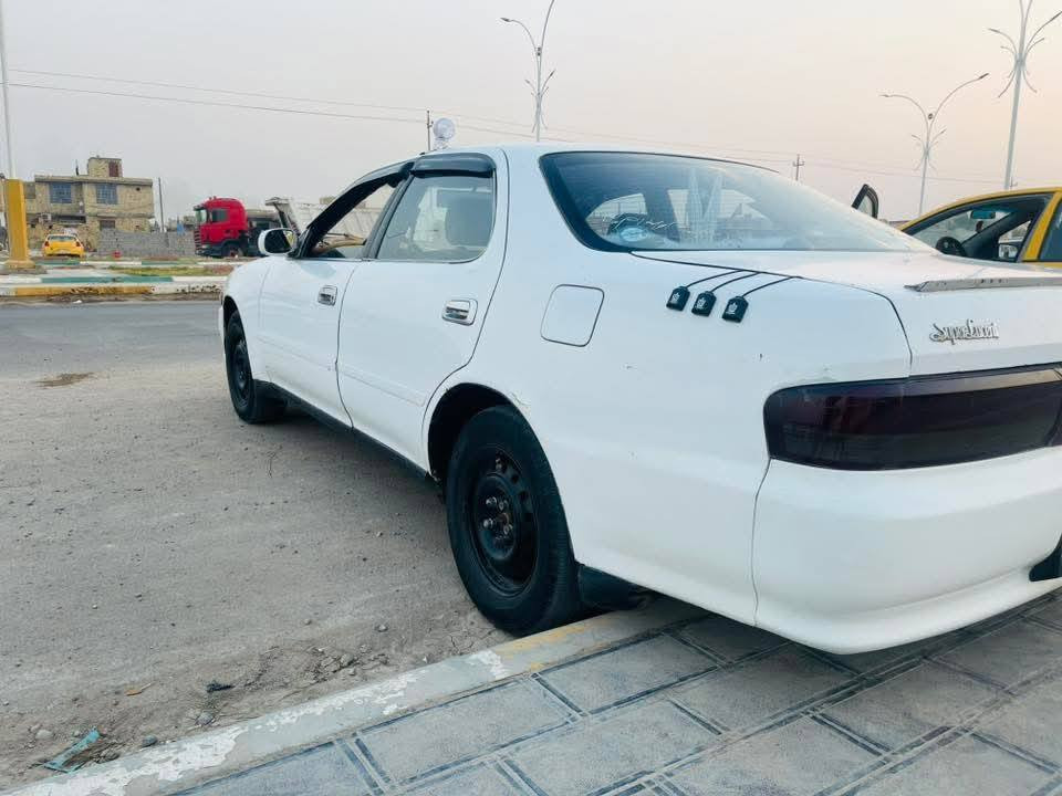 كرسته كير ومكينه نضيف تخم تاير حداديه جديده تبريد شغال ورقم انكليزي  ومكان سياره الشطره  للاستفسار اكثر اتصل ع رقم وبل خدمه ‏‪***********
