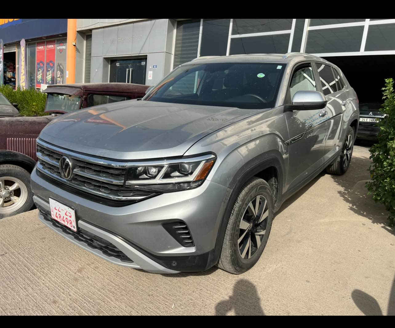 سلام عليكم 
بيع على شكل اقساط/تقسيط شهري 
فولكس واكن اطلس الماني 2023 رقم اربيل بدون سبغ فول مواصفات ما عدا الفتحة .
ماشية 35 الف ميل فقط
السعر الكلي خاص
مقدمة 170 ورق
قسط شهري 4
سيارة بدون سبغ رقم شاصي موجود 
سيارة رقم رقم اربيل جاهز  
مكان اربيل
واتساب ***********
*********** أربيل, العراق
