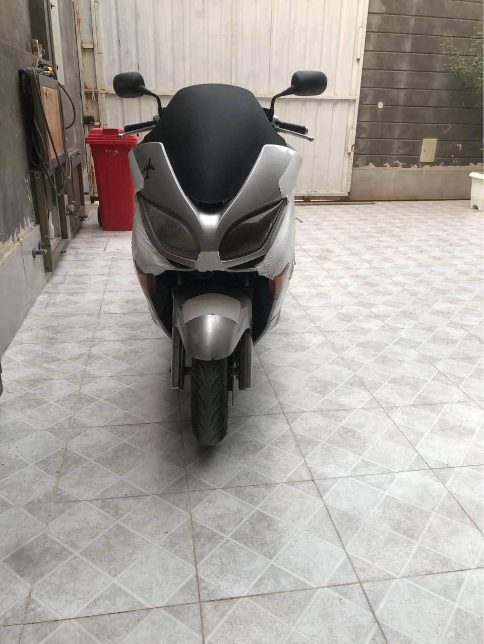 دراجة فورزه 09 دراجة كلش حلوة وناعمة ما ناقصها شي مفتوحة لغرض تبديل الكازكيت فقط الكير ملغي شط العرب, البصرة


**إذا كنت صاحب هذا الإعلان وتريد حذفه لأي سبب، رجاءا أرسل رسالة إلى الدعم الفني**
