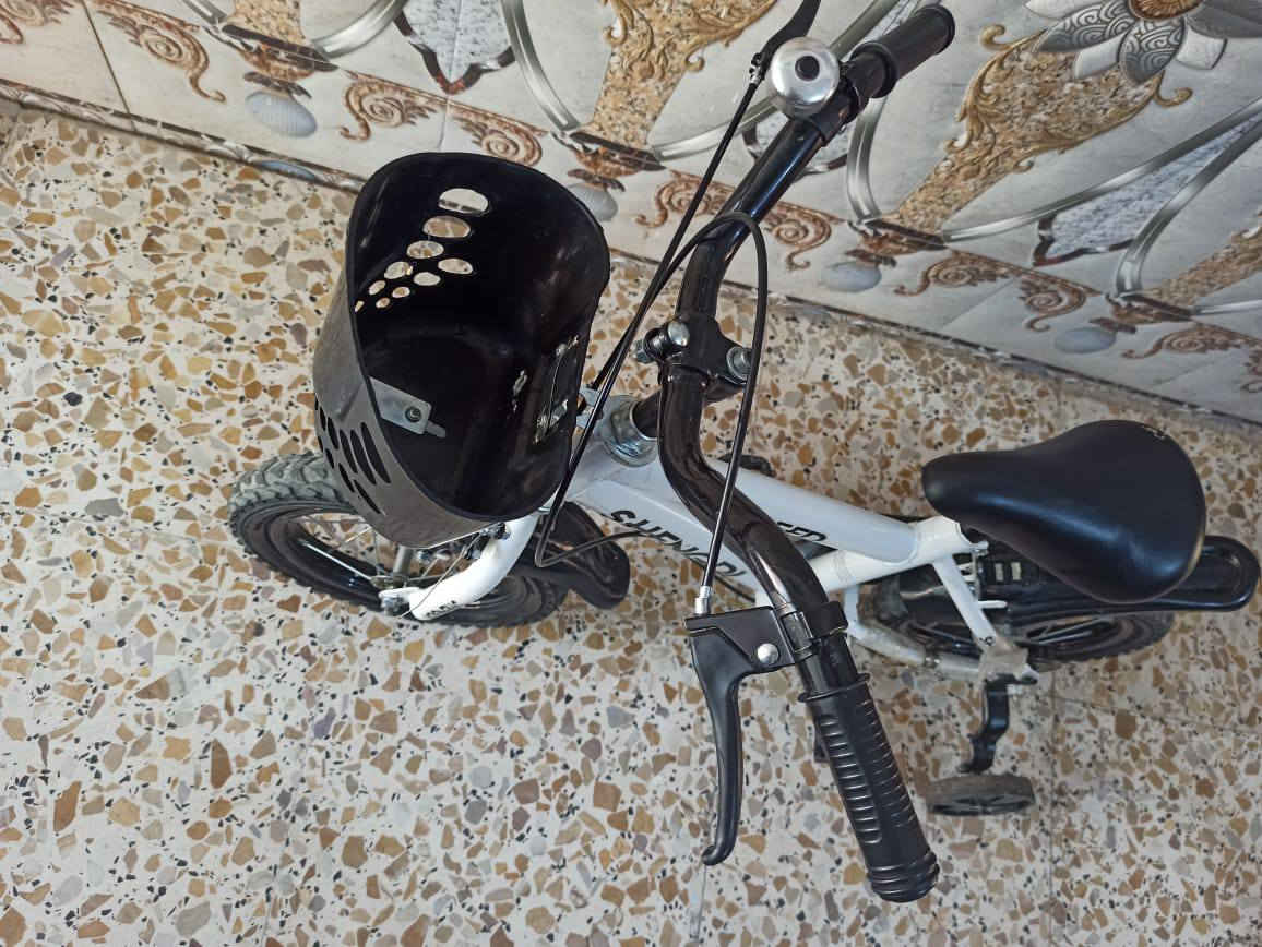 السلام عليكم
باسكل للبيع نظيف استعمال قليل 
العنوان بابل للاستفسار ***********
