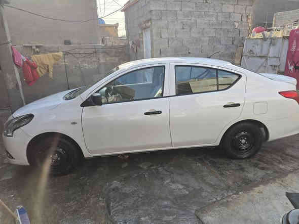 السلام عليكم نيسان صني موديل 2023 كيرو مكينه خيره من الله جدد تبريد شغال تدفئه شغاله سياره ماشيه 86 ما بيها اي نقص رقم شمالي تريد تحويل تريد وكاله حاضر صدر وباتري وتخم تاير سياره ما بيها اي نقص بهيا بارد بل جاملغ الامامي كد اربع اصابع وبل بنيد هم اقل لشبر بارد وباب السايق بي صبغ ربع الباب تقريبا والسونار مرفق السعر 115وبيهه مجال بسيط مكان السياره بغداد رقمي  *********** الشري يتصل وبلخدمه
