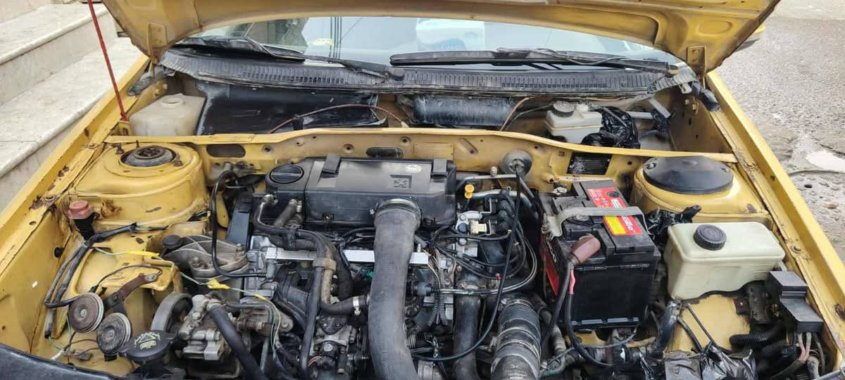 السلام عليكم بيجو 405 موديل 2012 رقم انجليزي ميسان سياره باسمي كيرو مكينه جدد تخمتايه حداديه سياره جاهزه وحلوه سعر28 بيها مجال بسيط ***********
