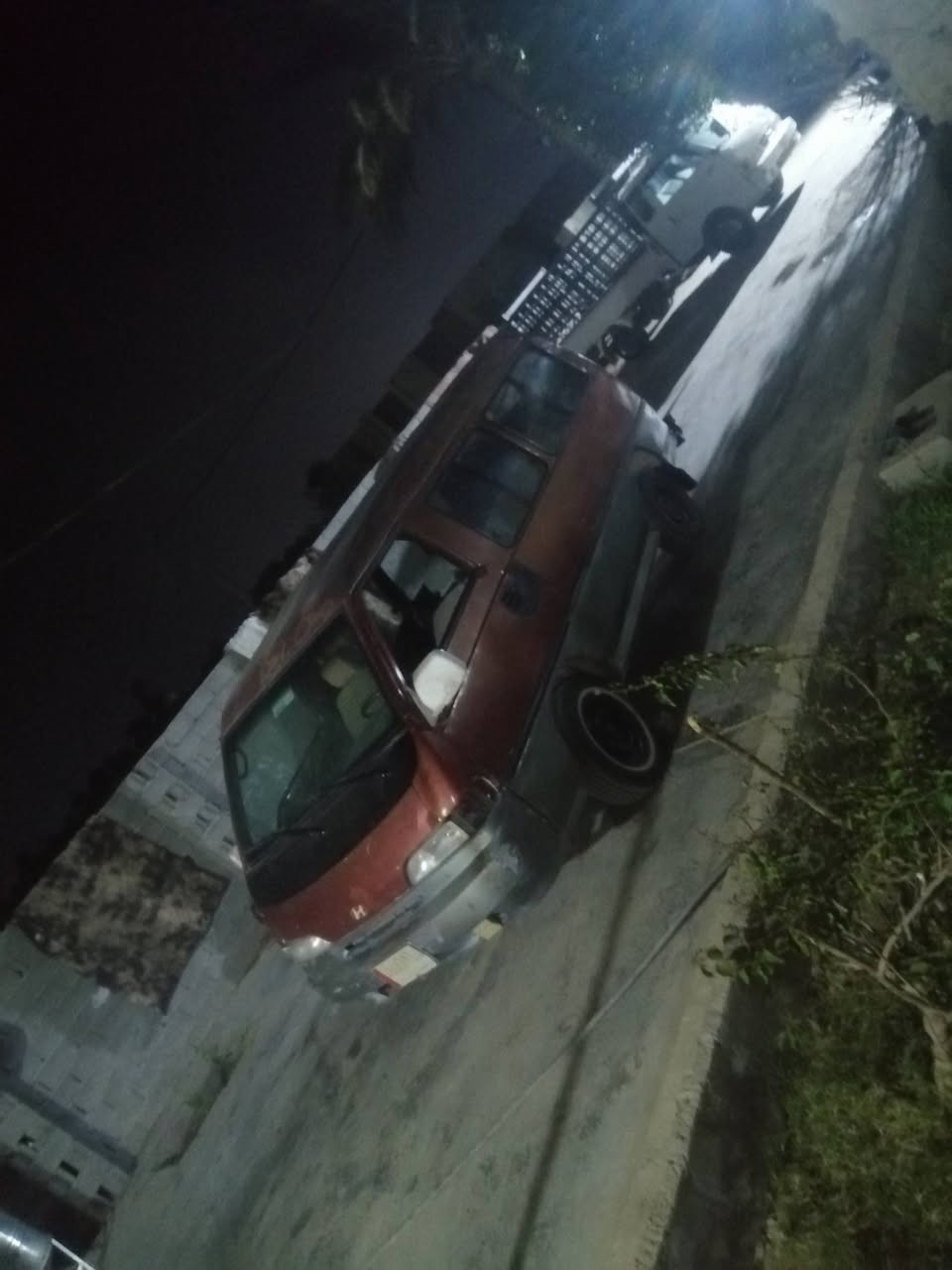 السلام عليكم هوندا  كير ومكينه بريجو ٣٠٠٠ بدون  تحويل سنويه بعده ما نافذه  السعر ٢٠ وبيه مجال مكان بابل


**إذا كنت صاحب هذا الإعلان وتريد حذفه لأي سبب، رجاءا أرسل رسالة إلى الدعم الفني**