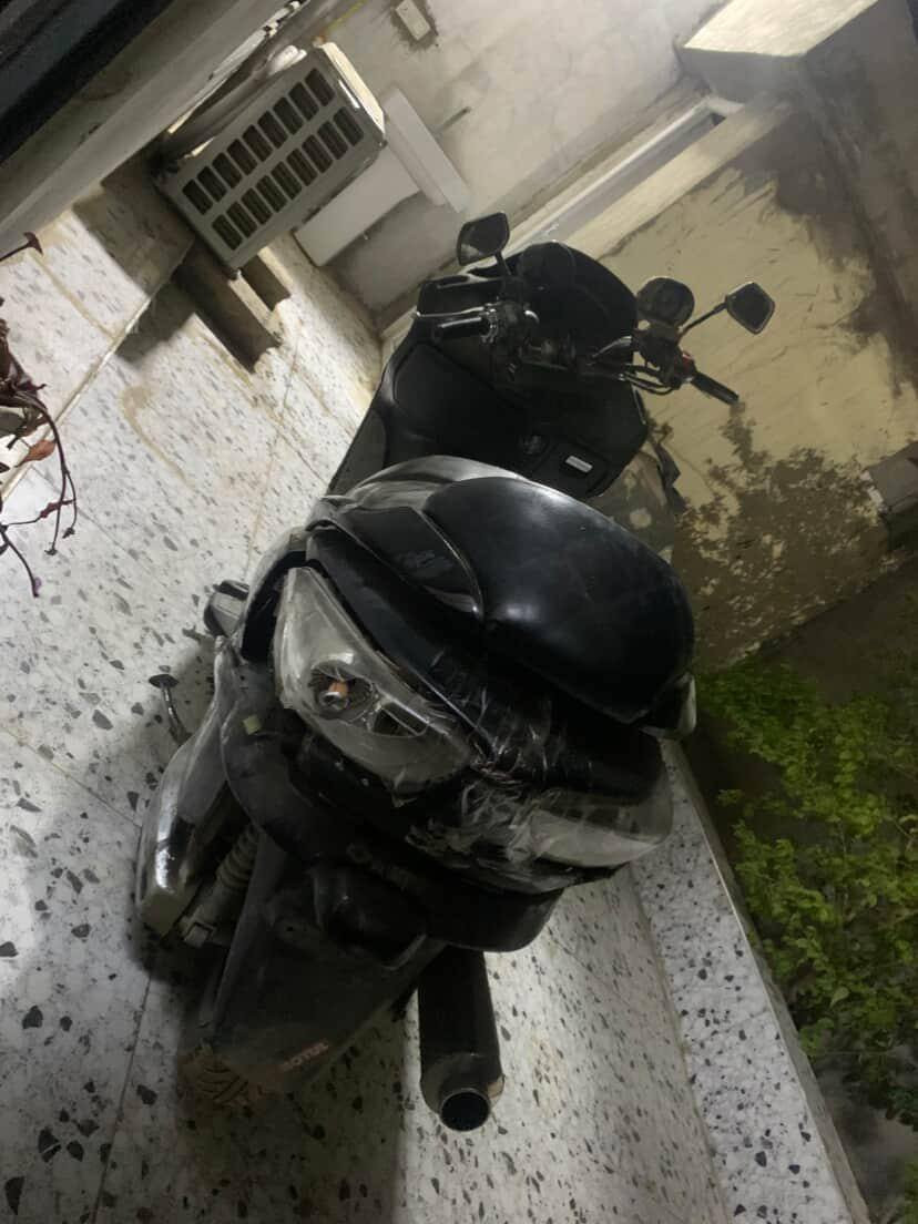 سًــــــــلَآمِ عــــــــلَيـــــــكم . لَلَبـــــــيـــــــع فــــــوُرزه 0.8 مــــــــوُديـــــــل 2008 .
الدراجه فقط سلف عاطل بيه .
وكفرات تعبانه . 
المحرك فقط مبدل سلندر سابقا فقط غير شي مابيه .

للاستفسار فقط الاتصال على الرقم : ‏‪***********‬‏ واتساب موجود . العنوان كركوك الصياده
