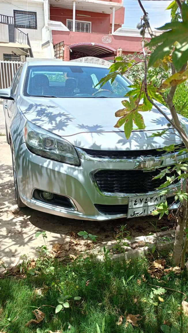 ماليبو مقدس 2016 امريكي 
محرك 2400  
كير ومحرك بالشرط 
بجم كبس موصفات ltz 
كشنات كهرباء 
شاشه لمس 
شاشه قاصه 
 كشنات جلد
تدفئه مقاعد
 كروز سرعه
 وباقي الموصفات
 عليها اكزوزات غضب 
السياره نشطه وما تصرف عليها برغي
 بيها طخه بالجاملغ الخلفي وره السايق شبر وبيها رشات 
سعرها 110 تحويل ثاني يوم عنواني كركوك 
***********
