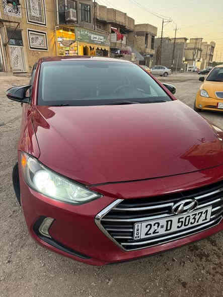 السلام عليكم 
النترا 2018 وارد امريكي 
حادثها بنيد مبدل فقط بدون دواخل لغود شواصي الباقي كلها ليبل واحد وطخه صغيره عالبارد بهلال الجامرلغ الخلفي 
محرك 2000 دوش مكينه خير من الله 

كير اي تي 6 نمر 

مواصفات se

شاشه. اصليه 

لد زنون شاشه اندرويد 

مثبت سرعه كروس 

3 انظمة قياده يكو سبورت نورمول 

تحكم ستيرن جيهتين 

كامره خلفيه 

تدفئه تبريد خير من الله 

سنويه وهزه جديد 2030   

 رقم اربيل الجديد بسمي شرط تحويل 

تخم تاير جديد و ويل جديد سياره جاهزه 

موجوده صور الوارد و سونار 

حادث جاملغ فقط امامي 
السعر ١٢٥ وبيها مجال 

مكان بغداد الغزاليه الهياكل أو ديالى جديدة الشط
*********** اتصل شريحه وتساب
